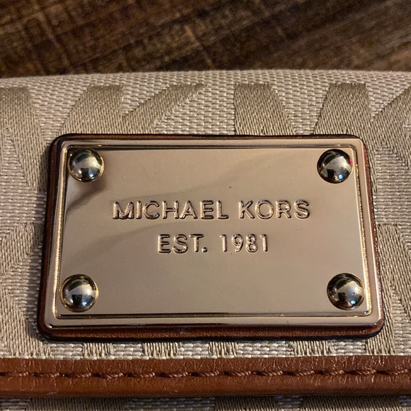 Wallet Michael Kors Est. 1981 - Picture 4 of 8